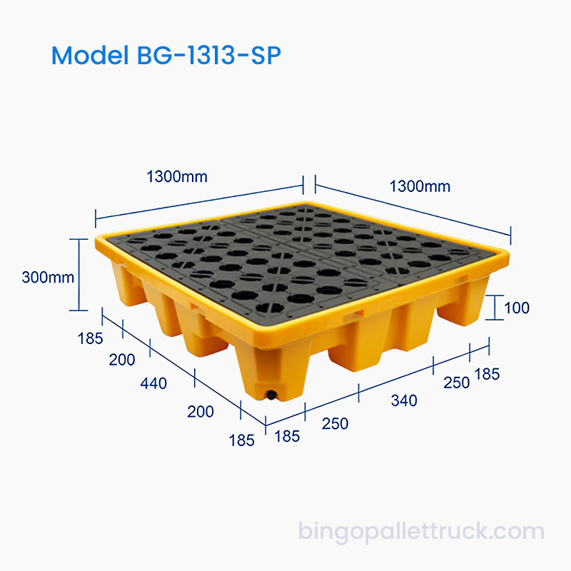 1300x1300 mm lekvrije opvangpallet voor 4 vaten
